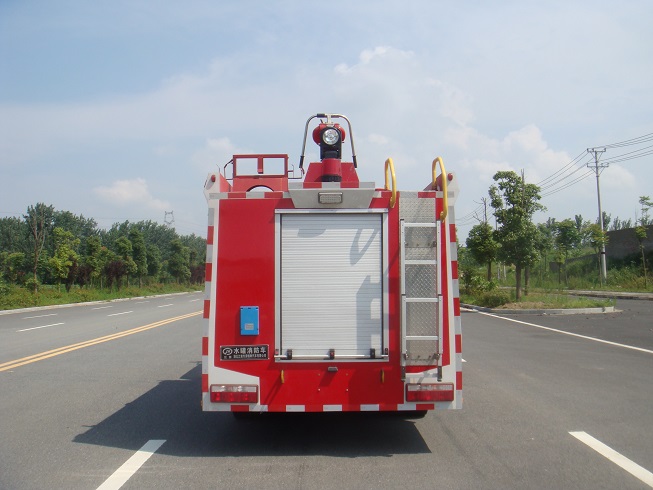 東風D7水罐消防車(3.5噸)圖片